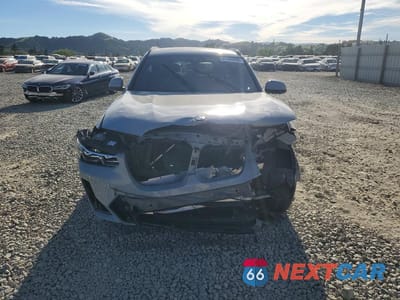 Piąte zdjęcie samochodu w środku: 2022 BMW X3 XDRIVE30I VIN:WBX57DP05NN186985 - miniatura