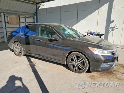 Czwarte zdjęcie samochodu z boku: 2017 HONDA ACCORD SPORT VIN:1HGCR2F56HA244261 - miniatura