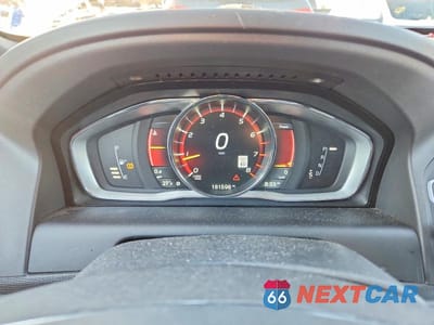 Zdjęcie 9 z 12 samochodu: 2015 VOLVO XC60 T6 PLATINUM VIN:YV4902RMXF2675650 - miniatura