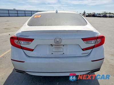 Zdjęcie 6 z 13 samochodu: 2018 HONDA ACCORD SPORT VIN:1HGCV1F39JA225214 - miniatura