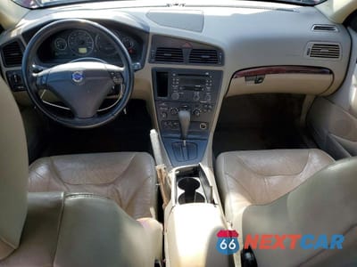 Zdjęcie 8 z 11 samochodu: 2004 VOLVO S60 2.5T VIN:YV1RS59V242420473 - miniatura