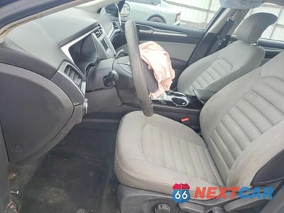 Zdjęcie 7 z 12 samochodu: 2013 FORD FUSION S VIN:3FA6P0G74DR316425 - miniatura