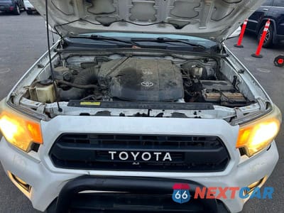 Zdjęcie 7 z 10 samochodu: 2013 TOYOTA TACOMA V6 VIN:3TMLU4EN6DM118330 - miniatura