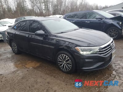 Czwarte zdjęcie samochodu z boku: 2021 VOLKSWAGEN JETTA HIGHLINE 1.4 T VIN:3VWE57BU7MM040866 - miniatura