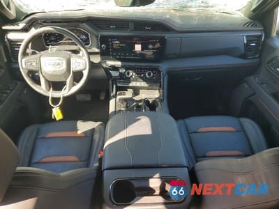 Zdjęcie 8 z 12 samochodu: 2025 GMC SIERRA K1500 AT4 VIN:3GTUUEEL9SG298018 - miniatura