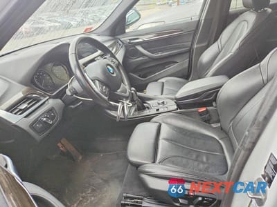 Zdjęcie 7 z 12 samochodu: 2018 BMW X1 XDRIVE28I VIN:WBXHT3C33J3H31240 - miniatura