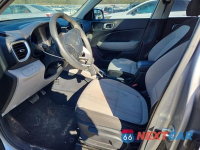 Zdjęcie 7 z 12 samochodu: 2022 HYUNDAI VENUE SEL VIN:KMHRC8A39NU183352 - miniatura