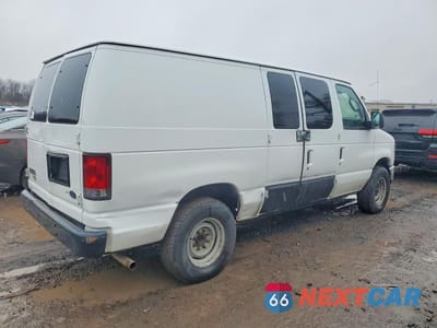 Trzecie zdjęcie samochodu z tyłu: 2014 FORD E250 UTILITY / SERVICE VAN VIN:1FTNE2EW0EDA13668 - miniatura