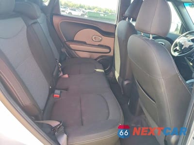 Zdjęcie 10 z 12 samochodu: 2018 KIA SOUL + VIN:KNDJP3A56J7511572 - miniatura