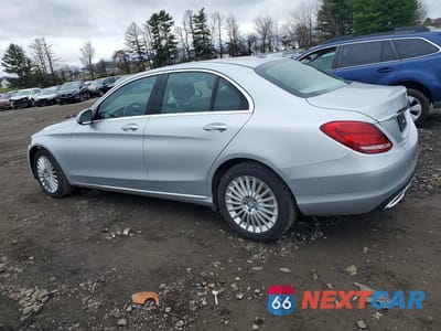 Drugie zdjęcie samochodu z przodu: 2017 MERCEDES-BENZ C 300 4MATIC VIN:55SWF4KBXHU202788 - miniatura