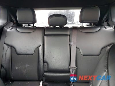 Zdjęcie 10 z 14 samochodu: 2023 JEEP COMPASS LATITUDE VIN:3C4NJDBN7PT533303 - miniatura