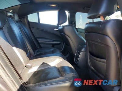 Zdjęcie 10 z 12 samochodu: 2019 DODGE CHARGER SXT VIN:2C3CDXBG9KH743571 - miniatura