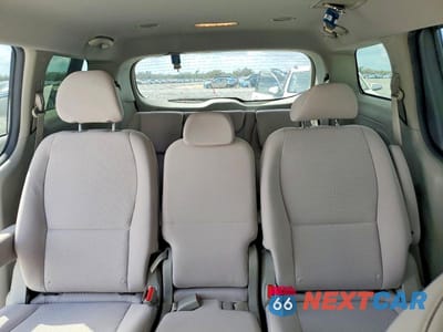 Zdjęcie 10 z 13 samochodu: 2018 KIA SEDONA LX VIN:KNDMB5C17J6396665 - miniatura