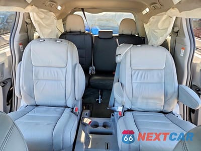 Zdjęcie 10 z 14 samochodu: 2015 TOYOTA SIENNA XLE 8-PASSENGER VIN:5TDYK3DC3FS608975 - miniatura