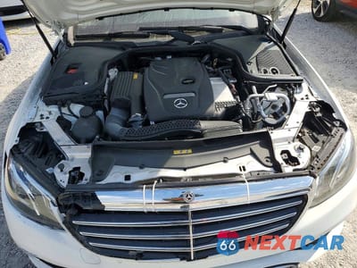 Zdjęcie 11 z 11 samochodu: 2018 MERCEDES-BENZ E 300 VIN:WDDZF4JB1JA336951 - miniatura