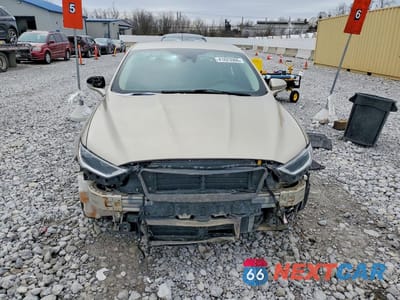 Piąte zdjęcie samochodu w środku: 2018 FORD FUSION TITANIUM VIN:3FA6P0SU0JR108874 - miniatura
