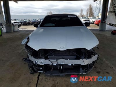 Piąte zdjęcie samochodu w środku: 2025 BMW M5 VIN:WBS83FK01SCT27933 - miniatura