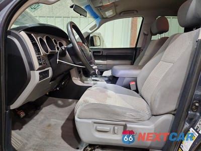 Zdjęcie 7 z 12 samochodu: 2010 TOYOTA TUNDRA GRADE VIN:5TFUM5F11AX002996 - miniatura