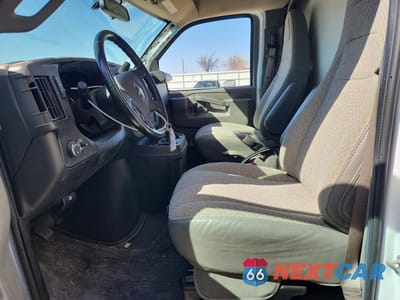 Zdjęcie 7 z 13 samochodu: 2023 CHEVROLET EXPRESS G3500 BOX TRUCK VIN:1GB0GRFP0P1106798 - miniatura