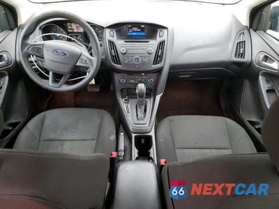 Zdjęcie 8 z 12 samochodu: 2017 FORD FOCUS SE VIN:1FADP3F2XHL208460 - miniatura