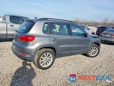 Trzecie zdjęcie samochodu z tyłu: 2017 VOLKSWAGEN TIGUAN S VIN:WVGBV7AX0HK051721 - miniatura