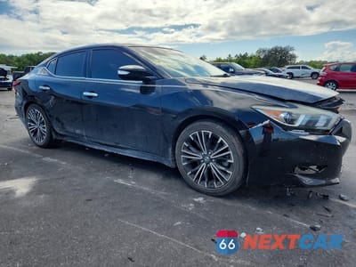Czwarte zdjęcie samochodu z boku: 2017 NISSAN MAXIMA PLATINUM VIN:1N4AA6AP7HC393348 - miniatura