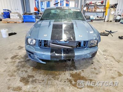 Piąte zdjęcie samochodu w środku: 2006 FORD MUSTANG GT VIN:1ZVFT82H065243741 - miniatura