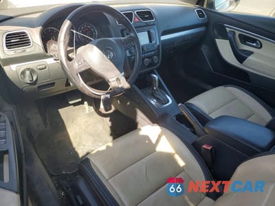 Zdjęcie 8 z 11 samochodu: 2015 VOLKSWAGEN EOS LUX VIN:WVWFW8AH5FV000289 - miniatura