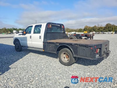 Drugie zdjęcie samochodu z przodu: 2016 FORD F350 SUPER DUTY FLATBED TRUCK VIN:1FD8W3HT4GEC90463 - miniatura