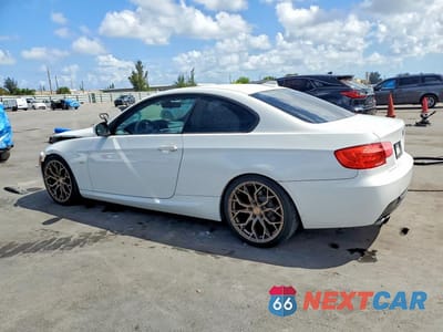 Drugie zdjęcie samochodu z przodu: 2011 BMW 328 I VIN:WBAKE3C53BE559080 - miniatura