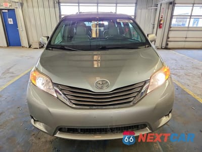 Piąte zdjęcie samochodu w środku: 2016 TOYOTA SIENNA XLE PREMIUM 7-PASSENGER VIN:5TDDK3DC7GS144248 - miniatura