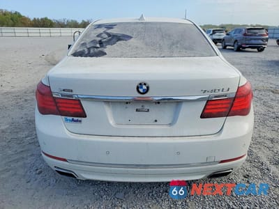 Zdjęcie 6 z 11 samochodu: 2013 BMW 740 LXI VIN:WBAYF4C56DD281538 - miniatura