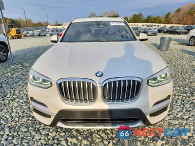 Piąte zdjęcie samochodu w środku: 2018 BMW X3 XDRIVE30I VIN:5UXTR9C55JLC69563 - miniatura