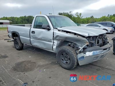 Czwarte zdjęcie samochodu z boku: 2003 CHEVROLET SILVERADO C2500 VIN:1GCGC24U13Z265251 - miniatura