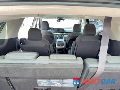 Zdjęcie 12 z 12 samochodu: 2023 KIA CARNIVAL LX VIN:KNDNB4H37P6215209 - miniatura