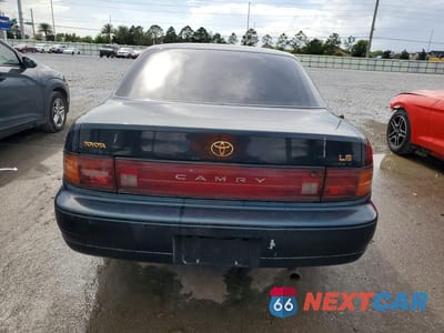 Zdjęcie 6 z 11 samochodu: 1993 TOYOTA CAMRY LE VIN:4T1SK12E8PU323597 - miniatura