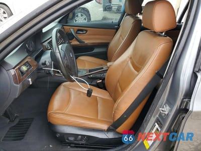 Zdjęcie 7 z 11 samochodu: 2010 BMW 328 I VIN:WBAPH7G52ANM50347 - miniatura