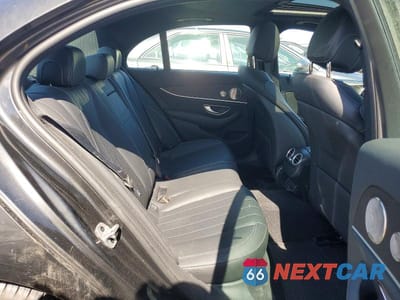 Zdjęcie 10 z 12 samochodu: 2023 MERCEDES-BENZ E 350 4MATIC VIN:W1KZF8EB2PB186613 - miniatura