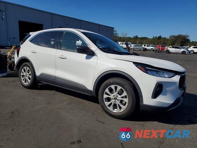 Czwarte zdjęcie samochodu z boku: 2023 FORD ESCAPE ACTIVE VIN:1FMCU9GN7PUA32756 - miniatura