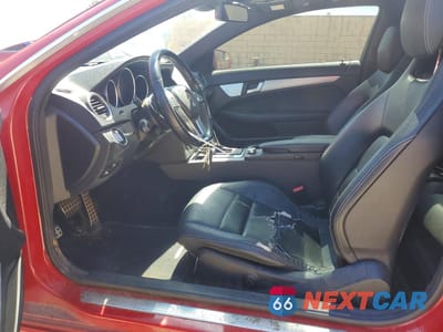 Zdjęcie 7 z 12 samochodu: 2012 MERCEDES-BENZ C 250 VIN:WDDGJ4HB6CF730642 - miniatura