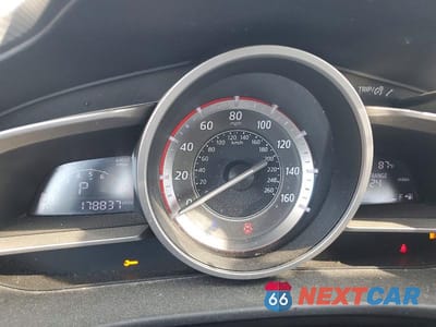 Zdjęcie 9 z 12 samochodu: 2014 MAZDA 3 GRAND TOURING VIN:JM1BM1M70E1126550 - miniatura