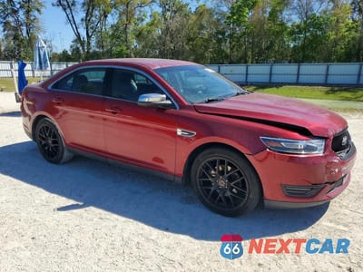 Czwarte zdjęcie samochodu z boku: 2018 FORD TAURUS LIMITED VIN:1FAHP2F84JG108787 - miniatura