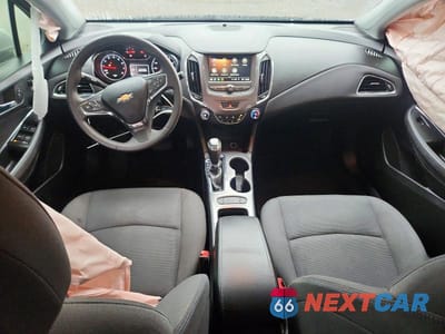 Zdjęcie 8 z 12 samochodu: 2019 CHEVROLET CRUZE LT VIN:1G1BE5SMXK7109592 - miniatura
