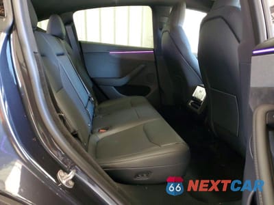 Zdjęcie 10 z 11 samochodu: 2026 TESLA MODEL Y VIN:7SAYGDEE2TA636256 - miniatura