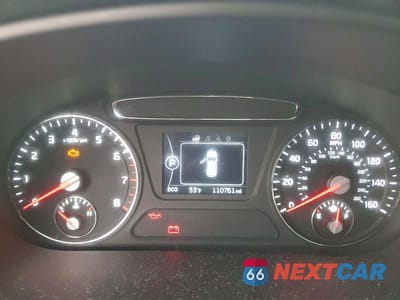 Zdjęcie 9 z 13 samochodu: 2016 KIA SORENTO LX VIN:5XYPG4A38GG018826 - miniatura