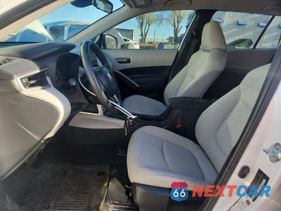 Zdjęcie 7 z 13 samochodu: 2023 TOYOTA COROLLA CROSS LE VIN:7MUCAABG1PV077385 - miniatura