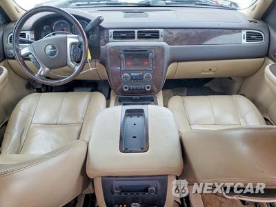 Zdjęcie 8 z 12 samochodu: 2007 GMC NEW SIERRA DENALI VIN:2GTEK638771663990 - miniatura