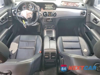 Zdjęcie 8 z 11 samochodu: 2015 MERCEDES-BENZ GLK 350 VIN:WDCGG5HB1FG429560 - miniatura