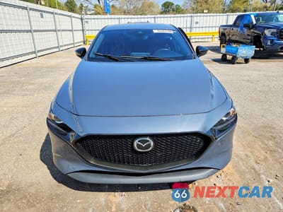 Piąte zdjęcie samochodu w środku: 2023 MAZDA 3 PREFERRED VIN:JM1BPALM2P1620295 - miniatura
