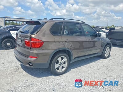 Trzecie zdjęcie samochodu z tyłu: 2012 BMW X5 XDRIVE35I VIN:5UXZV4C5XCL889902 - miniatura